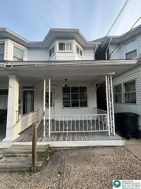 141 W Abbott St