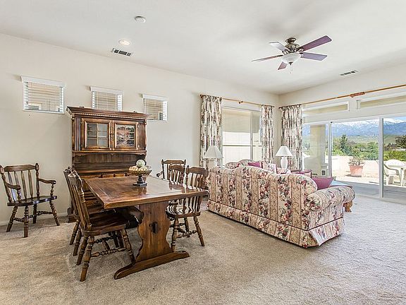 5th image of 526 Brooklawn Dr