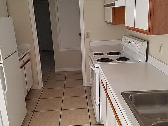 2nd image of 3208 S Saint Lucie Dr