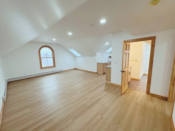 24 Grant St #8