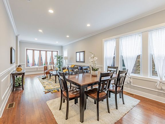 5th image of 2336 Oak Park Ave