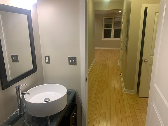 2nd image of 4742 Pine St #104