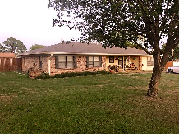 2nd image of 215 Joy Dr
