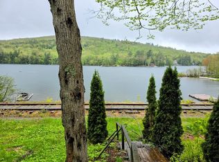 9 Highland Dr, Dedham, ME 04429