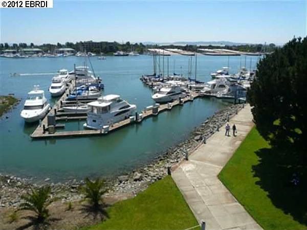 2nd image of 5 Embarcadero W APT 333