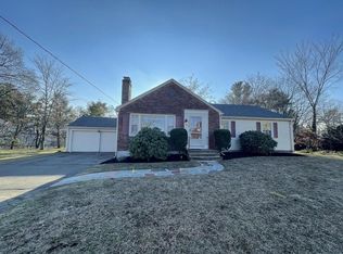 29 Richards Cir, Newton, MA 02465