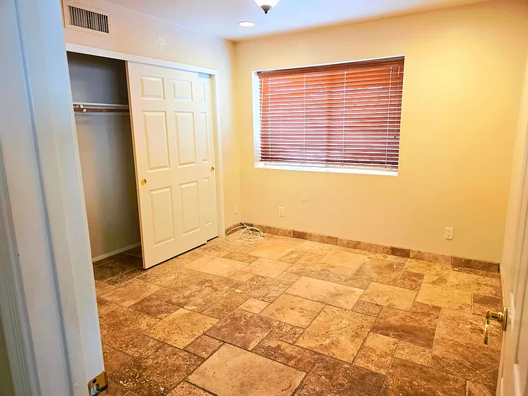 4106 E Becker Ln — Photo 19