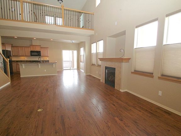 Enormous living room!
