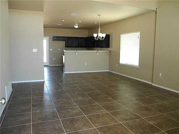 4th image of 7045 Long Meadow Dr
