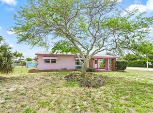 298 SW 2nd St, Boca Raton, FL 33432