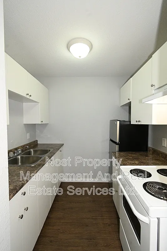 1 bed, 1.0 bath, $1,325 — Photo 1