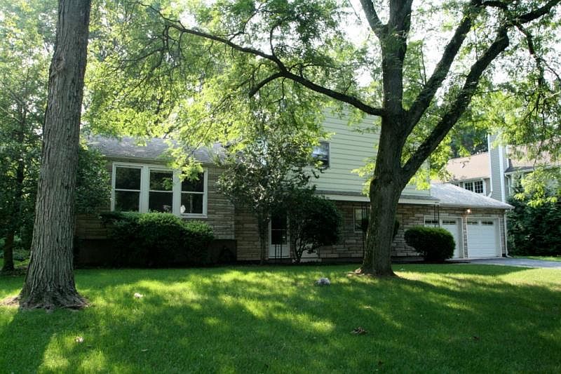 1st image of 46 Billingsley Dr