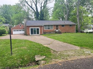 8199 Roush St NW, Massillon, OH 44646
