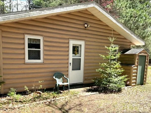 N7056 Wescott Ln, Shawano, WI 54166
