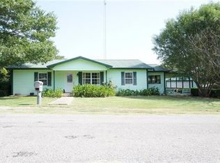 311 Pecan Dr, Pottsboro, TX 75076