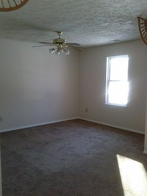 3rd image of 4033 N Edmondson Ave