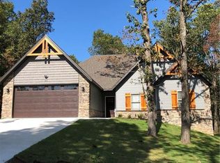 40 Kings Lynn Ln, Bella Vista, AR 72715