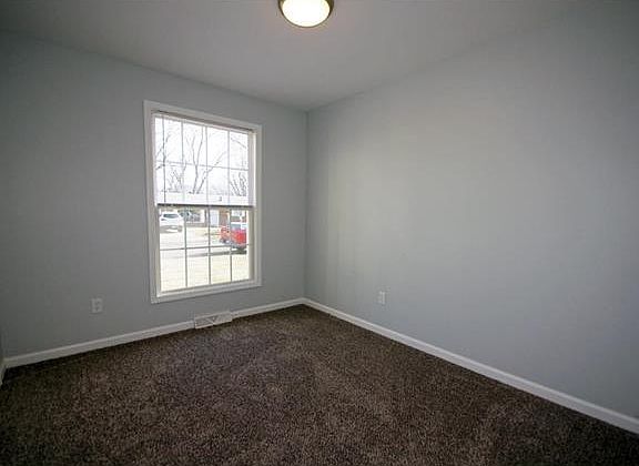 3rd image of 1109 Ridge Ave