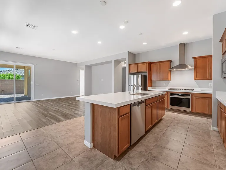 4748 Calming Garden St — Photo 4