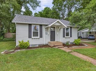 625 E College St, Farmington, MO 63640