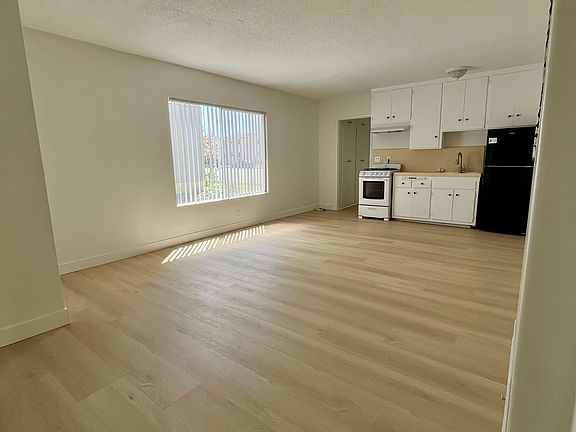 2nd image of 16640 Crenshaw Blvd #12
