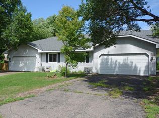 7317 Vinewood Ct N, Maple Grove, MN 55311