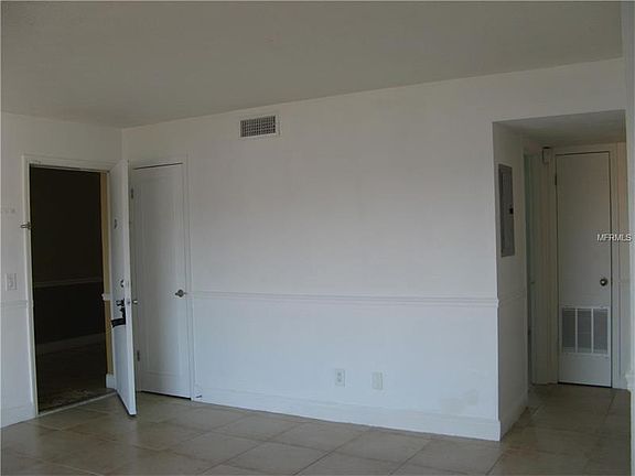 4th image of 13726 Orange Sunset Dr Unit 102
