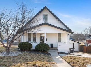 3911 S 34th St, Omaha, NE 68107