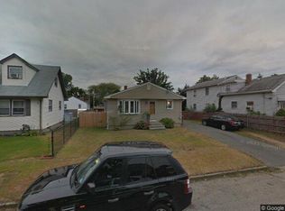 54 Pollard Ave, Pawtucket, RI 02861