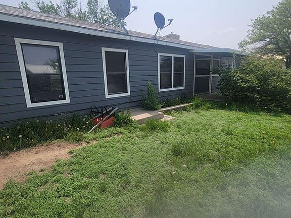 2nd image of 722 Pawnee Ave