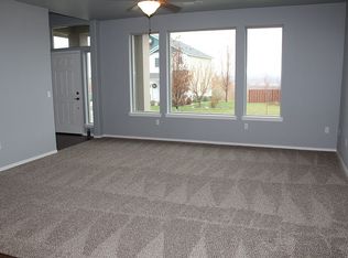 509 Charbonneau Dr, Richland, WA 99352