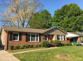 4415 Ridgevalley Dr, Charlotte, NC 28208