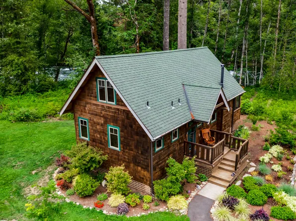 56483 McKenzie Hwy Unit 4, Blue River, OR 97413