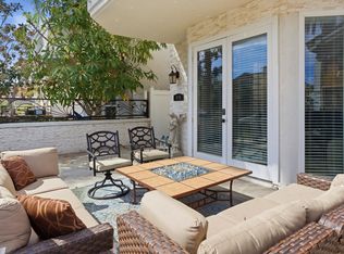 415 8th St, Huntington Beach, CA 92648