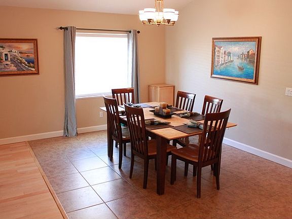 Large Eat In Kitchen
