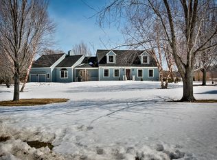 19 Greens Point Rd, Ipswich, MA 01938