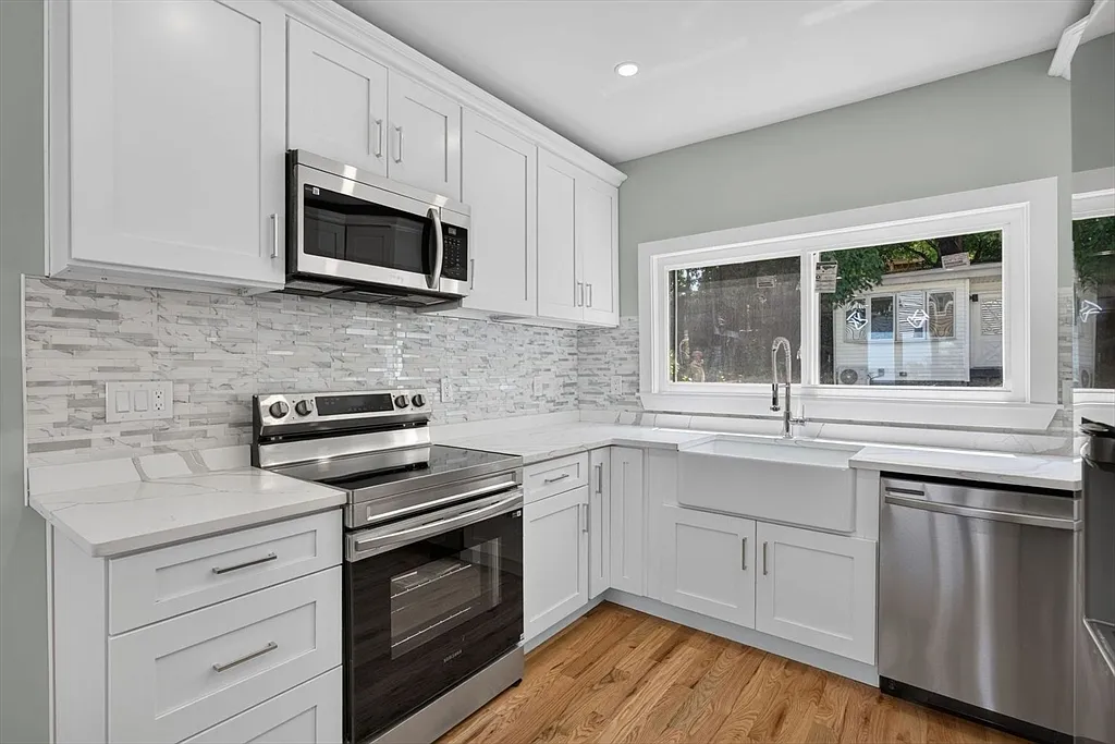 3 bed, 1518 sqft, $4,000 — Photo 3