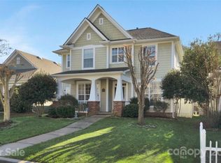 1309 Gainsborough Dr, Matthews, NC 28104