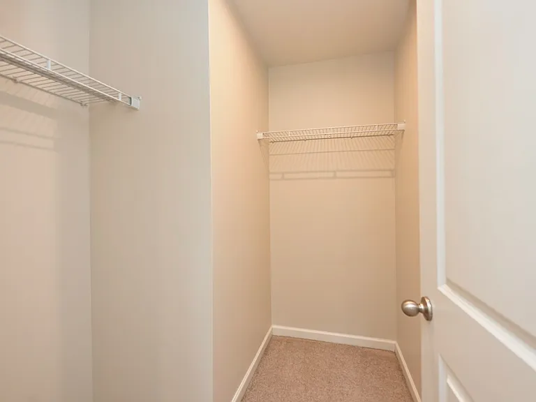 2161 Brokeshire Dr — Photo 14