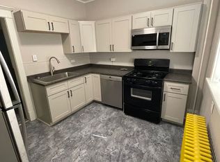 1532 E Superior St, Duluth, MN 55812