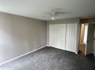 5650 Abbey Dr APT 2K, Lisle, IL 60532