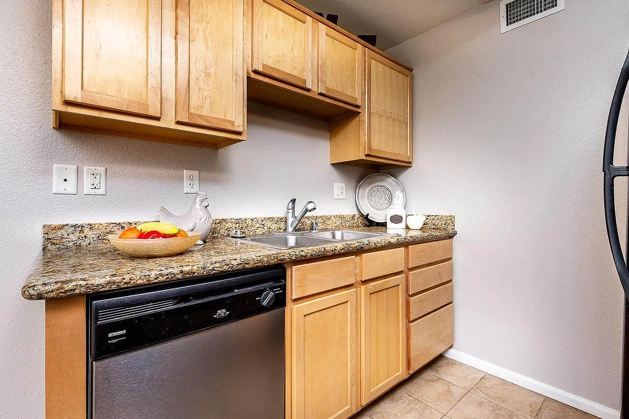 5011 Bremner Way — Photo 4