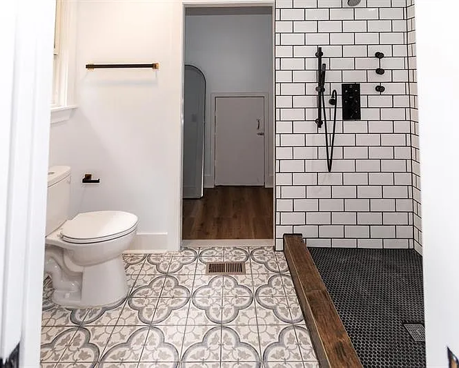 114 Locust St — Photo 17