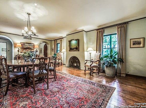 5th image of 110 Paseo Encinal St