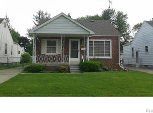 18912 Woodland St, Harper Woods, MI 48225