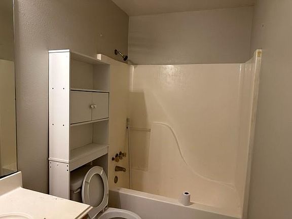 2nd image of 326 N Scullin Ave #101