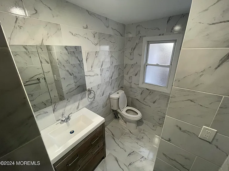 1257 Washington Ave #2 — Photo 7