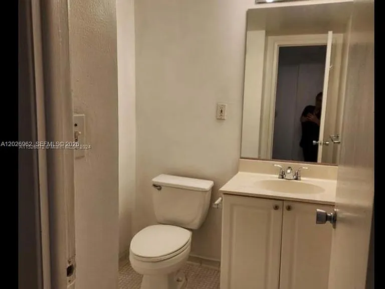 19390 Collins Ave #904 — Photo 10