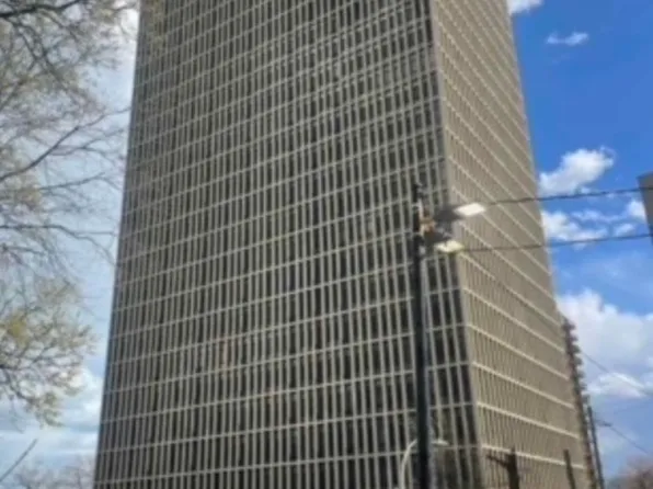 6700 S South Shore Dr APT 3E, Chicago, IL 60649