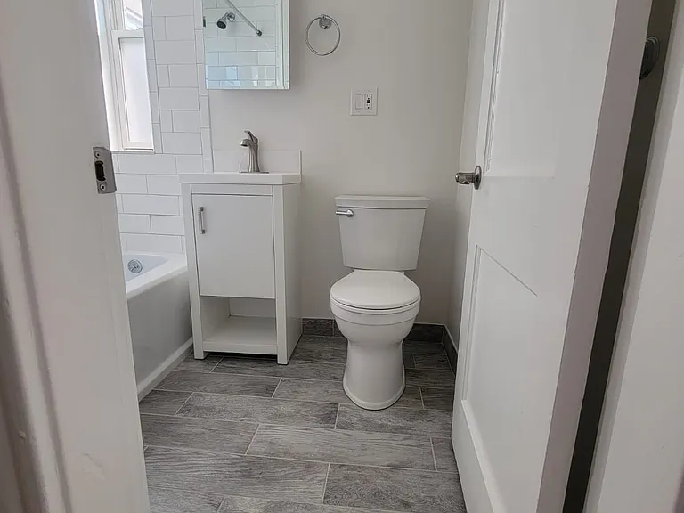 110 Brainerd Rd #10 — Photo 11